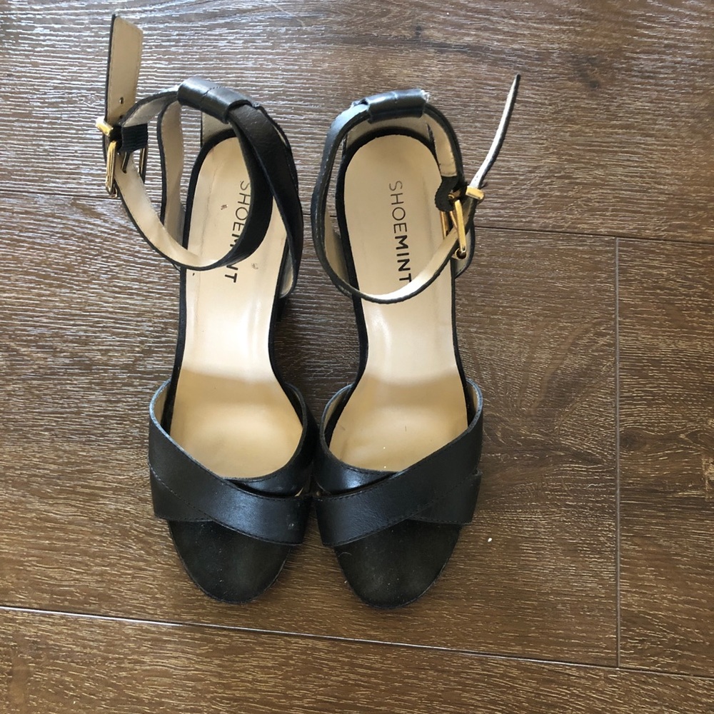 Shoemint Black Block Heel Sandals With Gold Hardw… - image 5